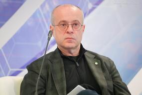 Альберт Ефимов на сессии «Наука в свете софитов: роль публичности в жизни ученых»